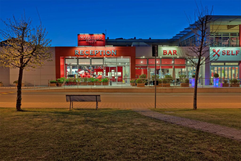 Benvenuti al Maranello Village